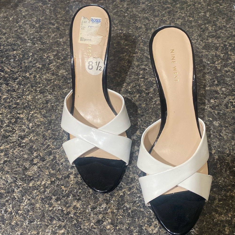 Beautiful white sling back heel! Worn only once,smudges,gently used!